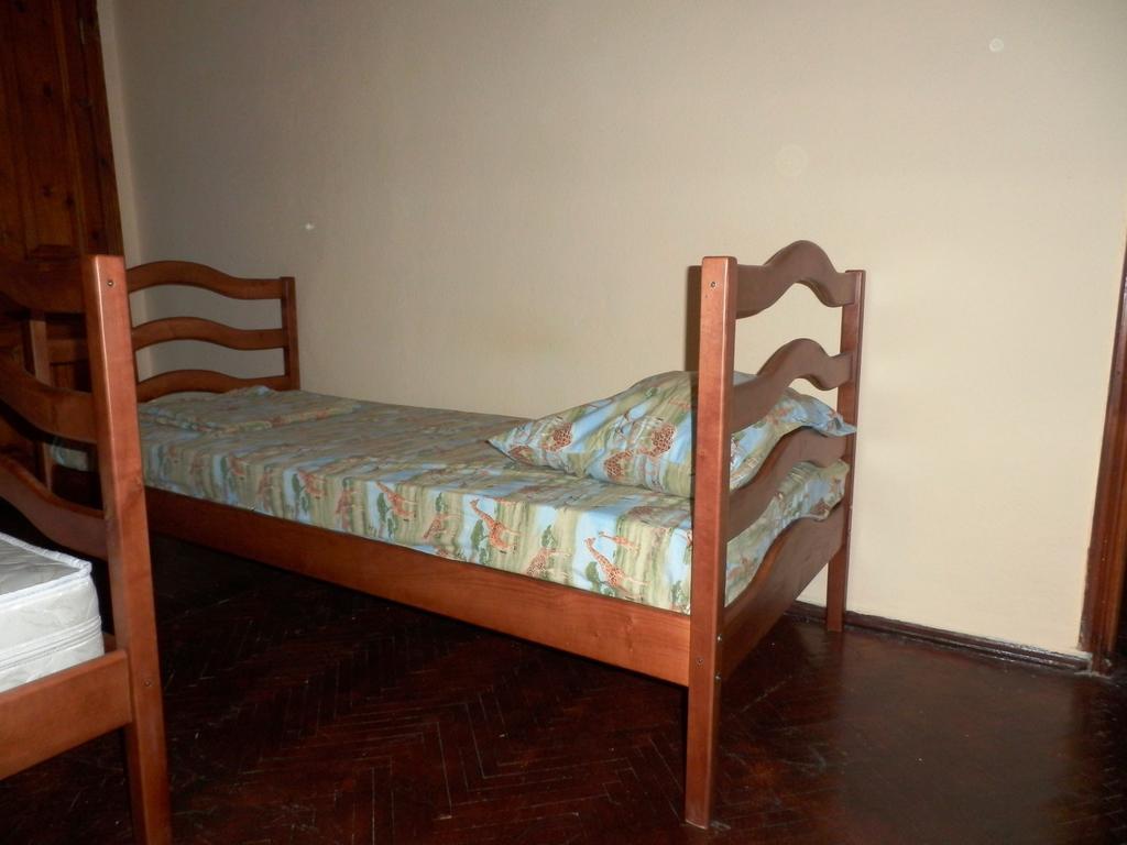 Yourhostel Kijów Pokój zdjęcie